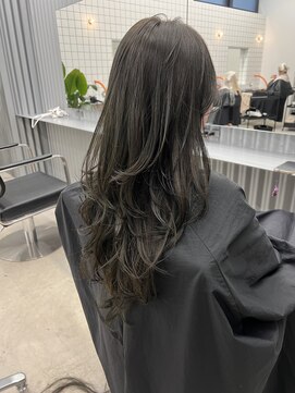 キオクエコ(KIOX eko) オリーブカラー/レイヤーカット