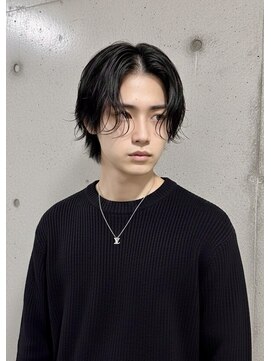 スズ(SUZU) 襟足映え×ミディセンターパート