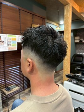 MEN’S HAIR/波巻ツイストスパイラル/フェザーパーマ/柏
