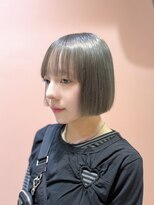 ニナ 梅田(nina)&nbsp;透明感抜群♪オリーブグレージュ