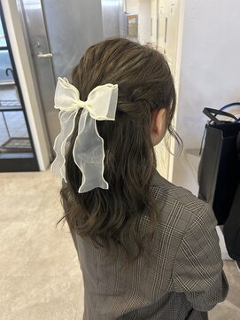 ヴィヒタ 川越 本川越(VIHTA.) ハーフアップアレンジお呼ばれヘア文化祭体育祭ヘア川越本川越