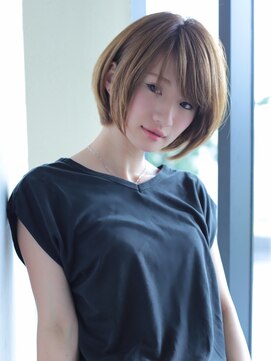 ネオリーブウリ 二子玉川店(Neolive uri) モーブカラー×耳かけ大人ボブ《uri/二子玉川》