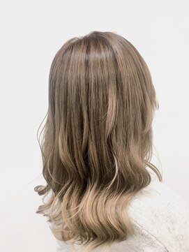 エイト 三軒茶屋店(EIGHT) EIGHT 三軒茶屋 ミルクティーグラデーション 11/25