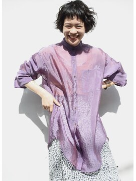 畔に short perm style