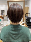 ボブカーキグレージュマッシュショート大人かわいい