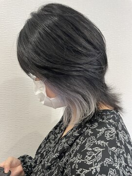 イロ 成田(iLo) シルバーグラデーションインナーカラー
