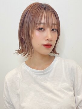 トルネード(TORNADO) オレンジ シルキーベージュ 外ハネパーマ 切りっぱなしボブ t827