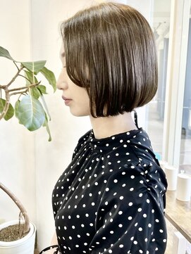 デコル(DecoL.) ボブ×カーキベージュ(大分/ワサダ) ［DecoL.伊東］