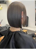 切りっぱなしボブ