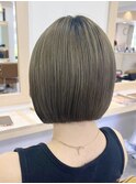 ミニボブ/艶カラー/丸みボブ/アッシュベージュ/切りっぱなしボブ