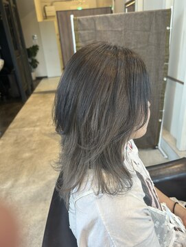 ヘアーリゾートガーデンヴェール(Hair Resort Garden VERT) アンブレラカラー+大人ウルフ