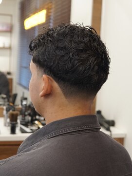 ザ チョップ ショップ ハラジュク(THE CHOP SHOP HARAJUKU) テーパーフェード/バーバー／原宿バーバー／床屋／メンズカット