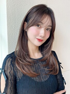 ラルユー 金山(LallYou) 上品なツヤと柔らかさの大人フェミニンロング