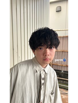 トテ(tote.) 緩くキマるメンズパーマ