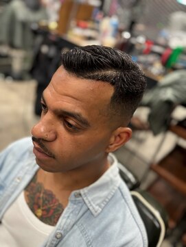 フォーコーナーズカットショップスリーセント 栄(FourCornersCutShop 3/cent) サイドパート