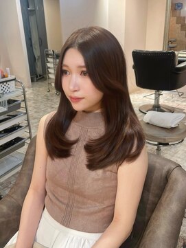 リタ(Lita) ★レイヤーカット/ショコラブラウン/前髪なし／韓国ヘア／