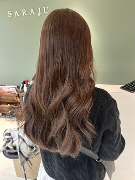 ベージュカラー