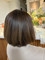ラナ(LANA) 明るめの色味でも艶々◎