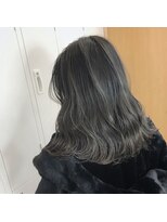 ルッソリベラ 池袋(Lusso libera)&nbsp;ダークグレー/ダークアッシュ/顔周りカット/30代/40代/50代