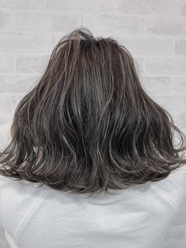 リトル 浦和(little) 3Dハイライト_ブランジュカラー