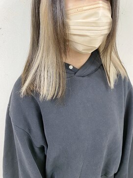 アジールヘア 東上野店(agir hair) イヤリングカラーホワイトベージュインナーカラーイルミナカラー