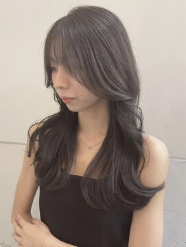 ネオリーブアイム 横浜西口店(Neolive aim) 毛流れ作る顔周りカット くびれロング 韓国【横浜】