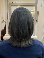 アルターリール(aL ter Rire)&nbsp;アッシュグレー×くびれミディ/ブリーチカラー/澤瑞絵