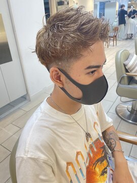 テトラ バイ ネオリーブ 横浜西口店(tetra by neolive) 横浜★ブリーチ ブラウンアッシュ スパイキーショート