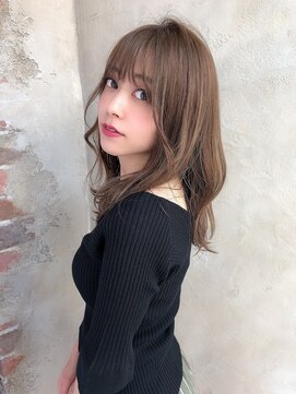 プラチナ(PLATINA) レイヤーレイヤーカット似合わせ小顔ミディアムロング透明感