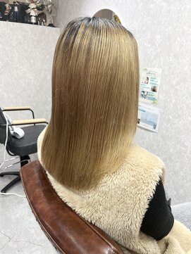 エノルア(enorua) ブリーチ毛に酸性縮毛矯正