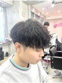 赤羽メンズ波巻きパーマ刈り上げマッシュスタイル