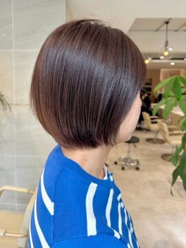 ミズチャーム(Ms.CHARM) 丸みショート/ストレート/ブラウン