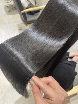 ジーナ 福岡天神(Zina) ＊福岡天神で艶髪目指すなら＊zina福岡天神　髪質改善