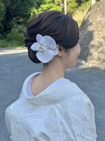 モカラ バイ レーコ(mokara by REKO)&nbsp;シニヨン×胡蝶蘭