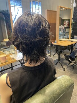 ムード マグ レーベル 南松本(MOOD Mag Label) 20代30代大人パーマｘ小顔ウルフカット