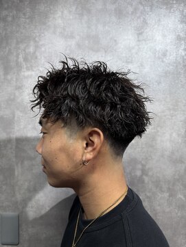 スピン 本八幡(SPIN) スペインカール/スパイキーショート/ブルーブラック/本八幡