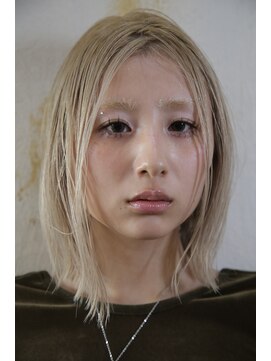 ジェクイントルジ(dekujin tri) オイリーボブ