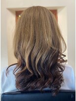 アルグラーテ (Arglarte)&nbsp;ミディアムストレート/ハイライトベージュカラー