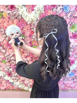 グルーヴ グルーヴ フェエリー(groove groove feerie) 【ヘアセット】お花のハーフツインアレンジ♪