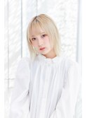 ハイトーンストレートボブ