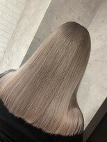 アフィナー(Afinar) ホワイトミルクティーカラー☆