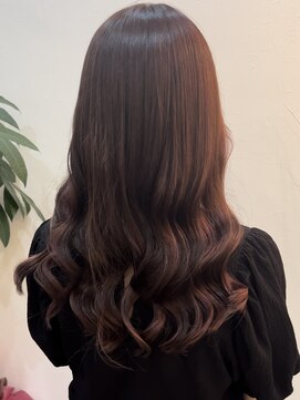 ラビス クローバー(Lovis clover) 赤みを感じるレッドブラウン♪あゆむ