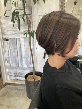 エン(en) くびれショート