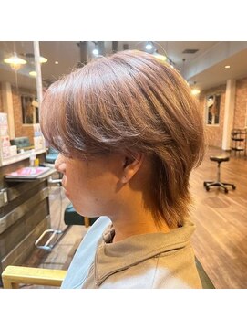 ヘアーデザイン ディードット(Hair design D.) センターパートウルフ