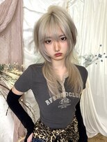 アリー(ally) シャギー黒髪ロングウルフカットロングレイヤーカット中性ウルフ