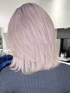 エリーツ(elyts) ミルキーベージュ/渋谷/エクステ/ケアブリーチ/ダブルカラー