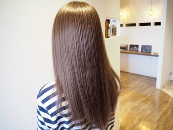 オプティマ ライフ リンク(optima life link)の写真/【知多市】ナチュラルで柔らかい。思わず触れたくなるストレートを実現*指通り滑らかな艶美髪へ導きます-