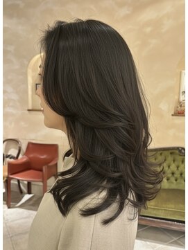 ビュートリアム265(BEAUTRIUM 265) #セミロングレイヤー30代40代ニュアンスゆるふわパーマ長め前髪