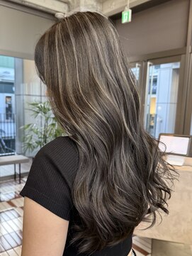 ノード(NODE) 栄大人女子グレージュ小顔補正ロング