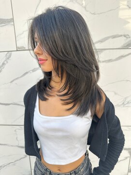 ヨロ 小岩(YOLO) 小岩レイヤーカットブリーチなしWカラー髪質改善トリートメント